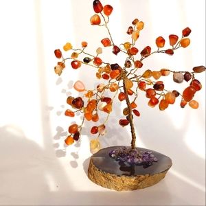 Gemstones Tree 🌳 on a Gemstones Slice